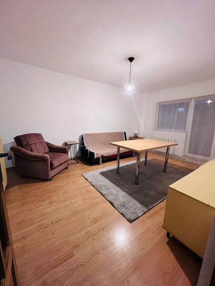 Apartament cu 2 camere decomandat în Dosu Bricii