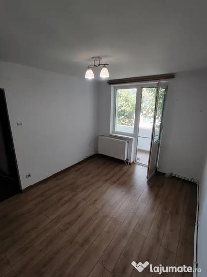 Apartament cu 2 camere semidecomandat în Ultracentral