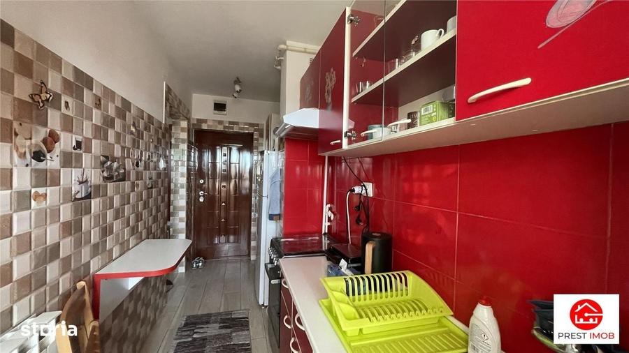 Garsonieră decomandată în Vălureni