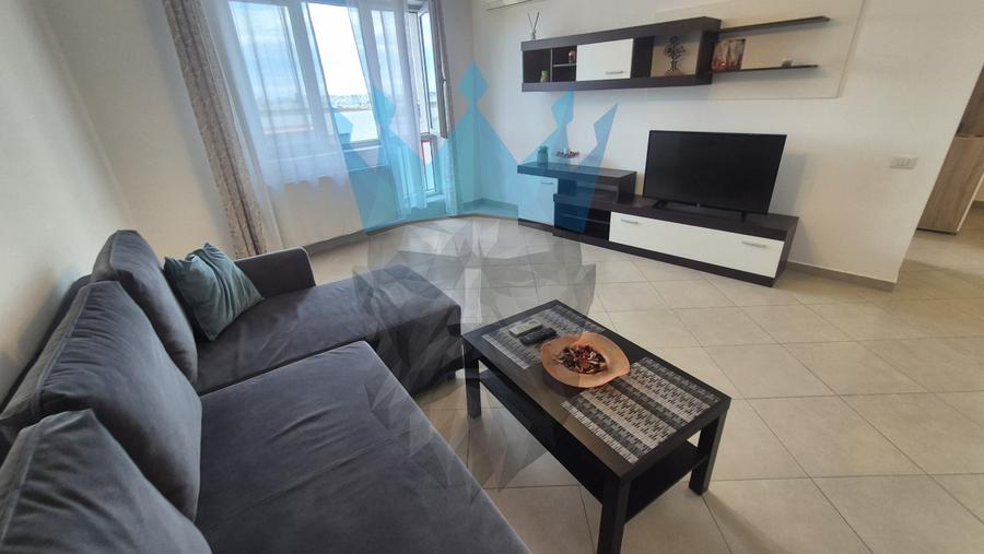 Apartament cu 2 camere decomandat, mobilat în Parcul Carol