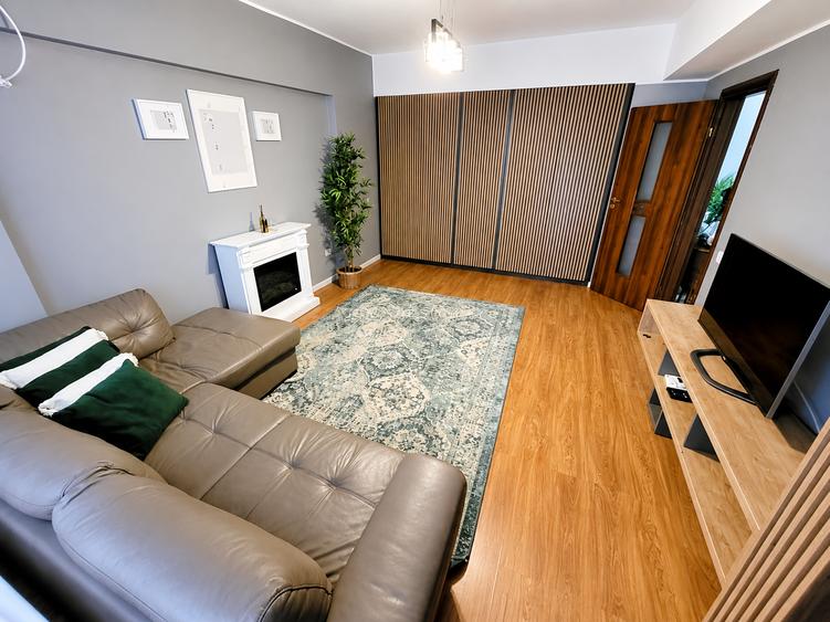 Apartament cu 2 camere decomandat în Bd. Coșbuc
