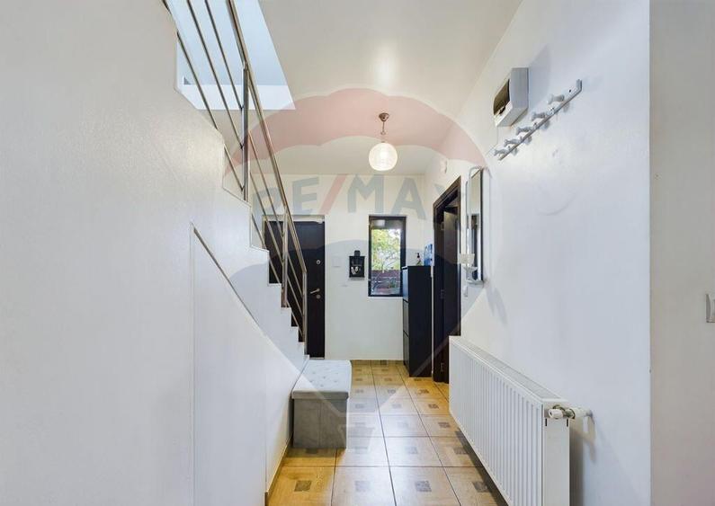 Casa deosebita cu 4 camere in zona Centrala Bragadiru - 8