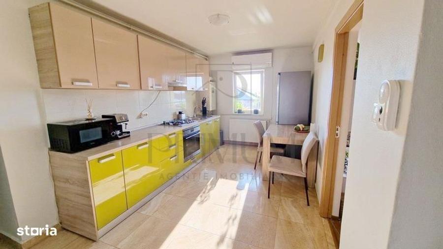 Apartament cu 3 camere semidecomandat, mobilat în Girocului