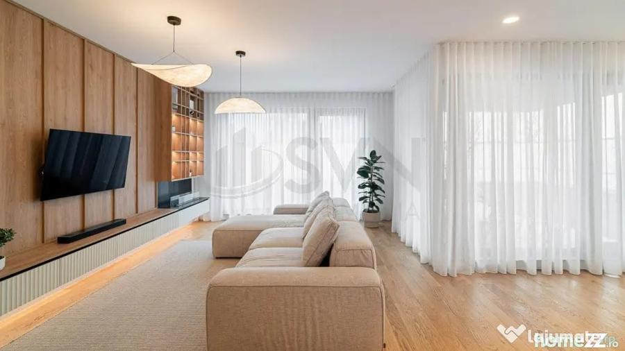 Casă cu 5 camere cu Teren 380 Mp în Central