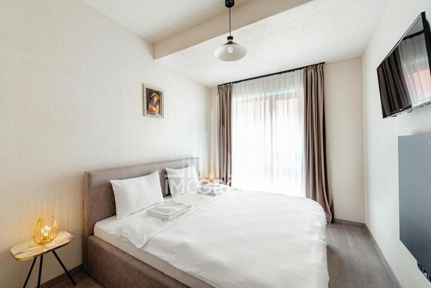 Apartament cu 2 camere semidecomandat, mobilat în Central