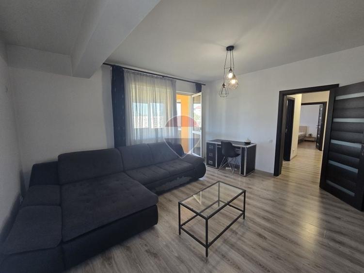 De Vanzare - Apartament Decomandat - Complex Rezidential - 5