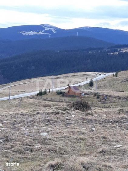 Teren de 3854 mp, în Gura Râului