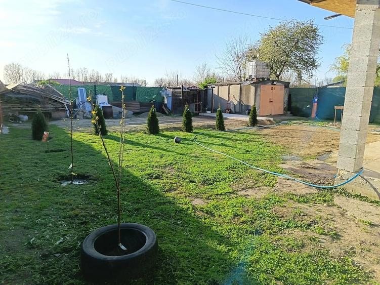 Casă cu Teren 500 Mp în Chiscani