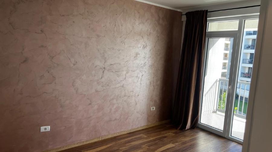 Apartament cu 3 camere decomandat, mobilat în Aradului
