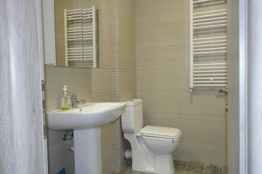 Apartament cu 2 camere decomandat în Apărătorii Patriei