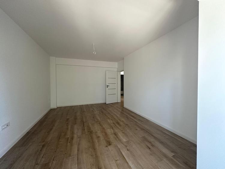 Apartament cu 3 camere decomandat în Popas Păcurari