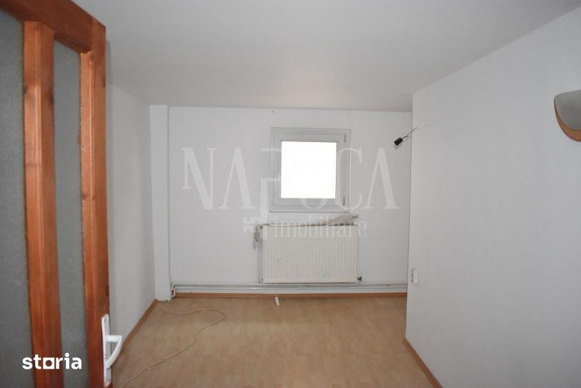 Casă cu 7 camere cu Teren 490 Mp în Nufărul