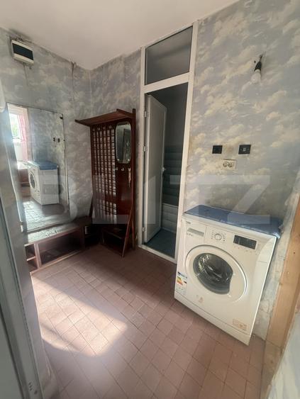 Garsonieră decomandată, mobilată în Micro 3