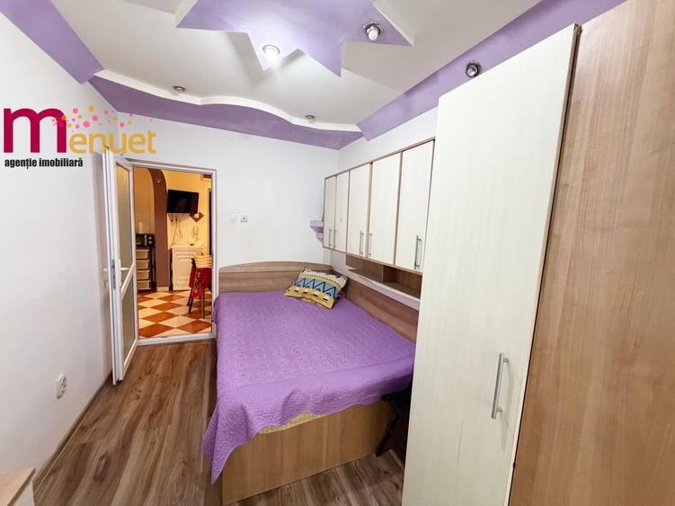 Apartament cu 2 camere decomandat în Neptun