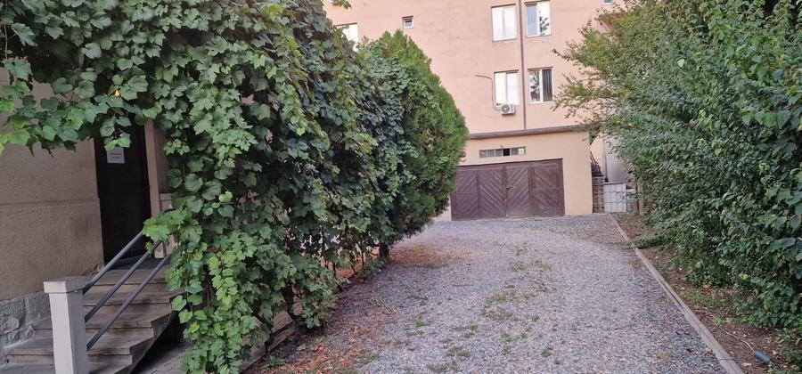 Casă cu 3 camere cu Teren 600 Mp în Dosu Bricii