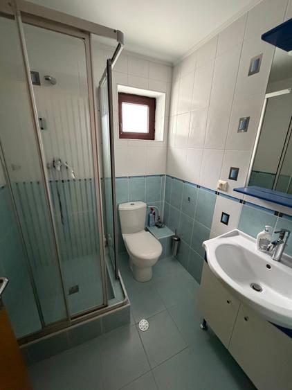 Casă cu 6 camere cu Canalizare în Cioplea