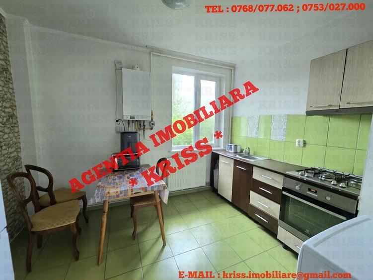 Apartament cu 3 camere decomandat în Exercițiu