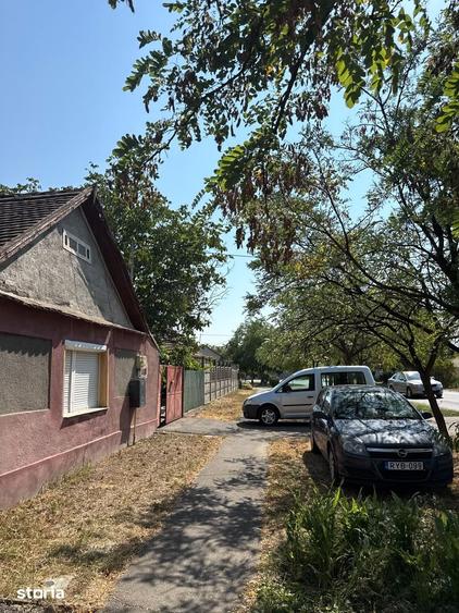 Teren de 1.381 mp cu casa in cartierul Episcopia Bihor - 4
