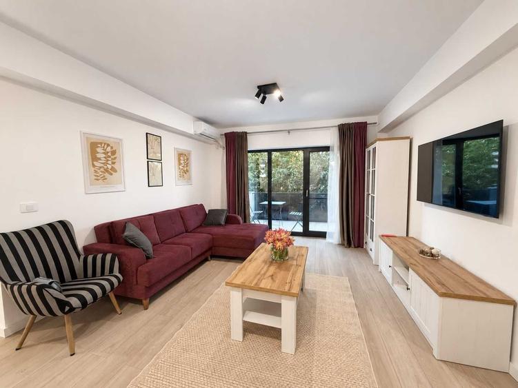 Apartament cu 2 camere decomandat în Central