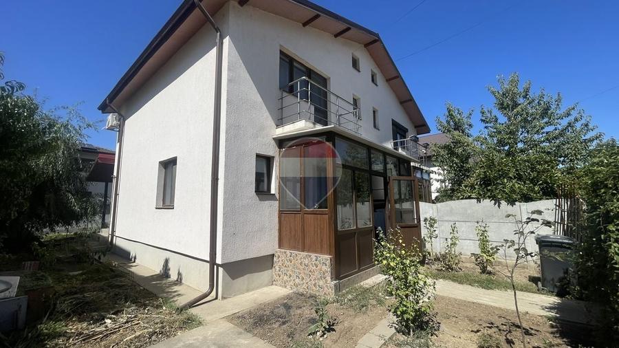 Duplex cu 3 camere cu Teren 200 Mp în Berceni