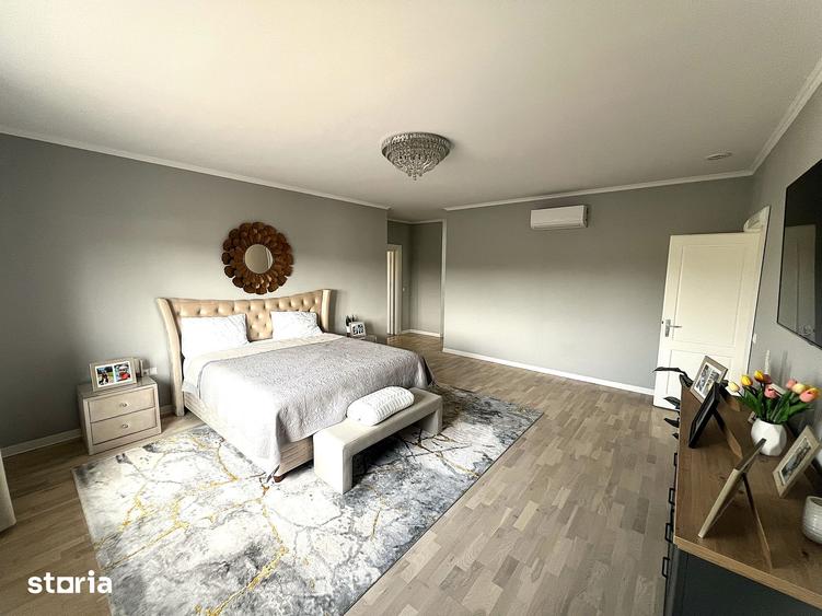 Casă cu 4 camere cu Teren 1500 Mp în Halmeu