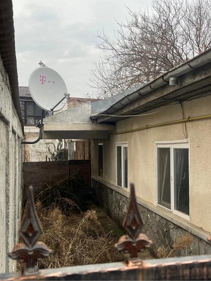 Casă cu 3 camere cu Teren 190 Mp în Central