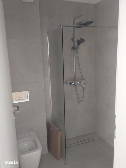 Spațiu comercial, de 300 mp, în Central