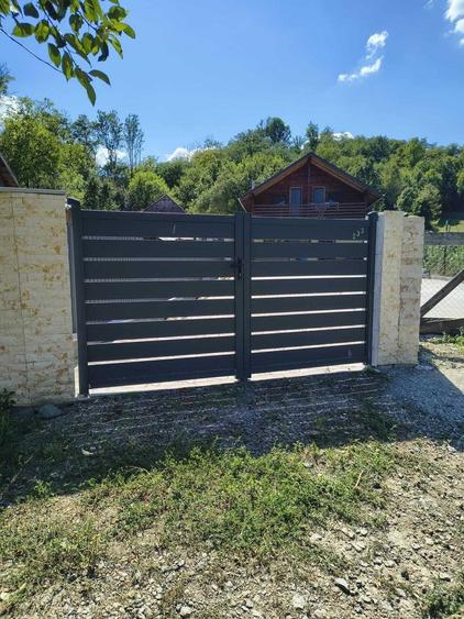Casă cu 3 camere în Poșaga