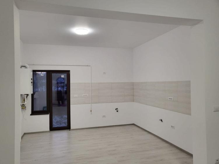 Casă individuală cu 4 camere cu Teren 430 Mp în Cătămărești-Deal