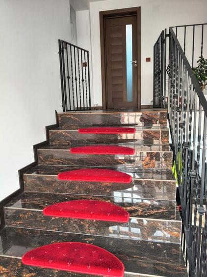 Casă individuală cu 1 camere cu Canalizare în Sântandrei