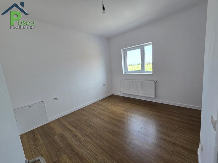 Casă individuală cu 3 camere cu Canalizare în Central