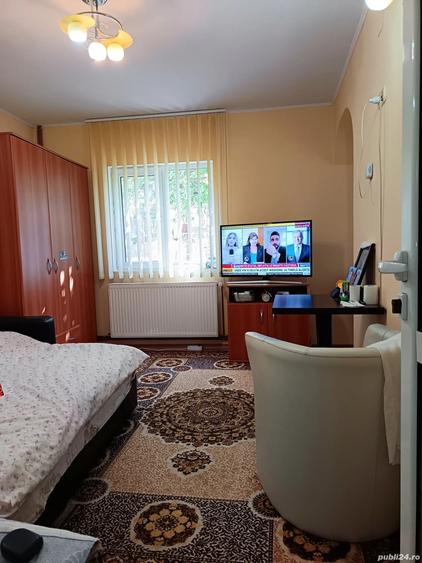 Casă cu 5 camere cu Teren 700 Mp în Goranu