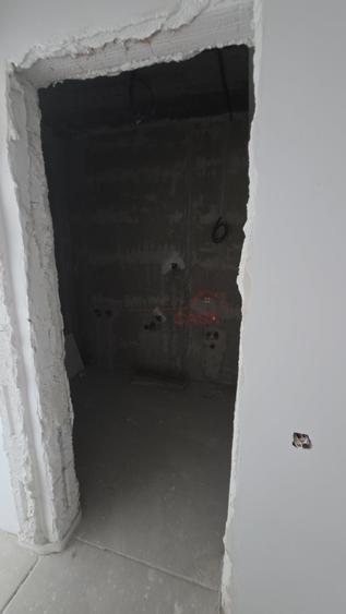 Apartament cu 3 camere decomandat în Parcul Carol