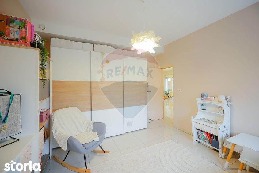 Apartament cu 3 camere, mobilat în Podgoria