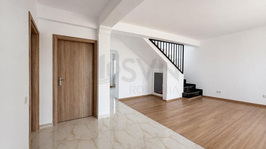 Casă cu 5 camere cu Teren 500 Mp în Corbeanca