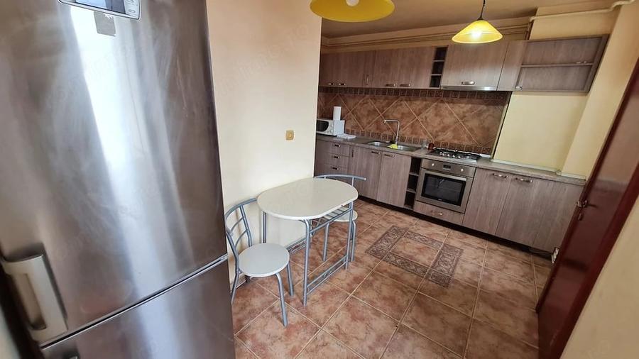 Apartament cu 3 camere decomandat în Griviței