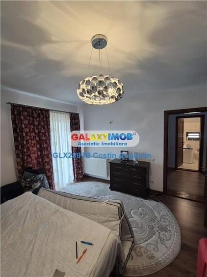 Casă cu 5 camere cu Teren 850 Mp în Central