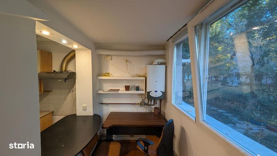 Apartament cu 2 camere în Drumul Sării