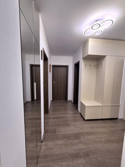 Apartament cu 3 camere decomandat în Chiajna