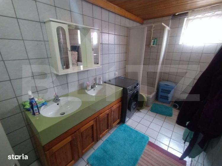 Casă cu 4 camere în Coldău