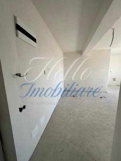 Apartament cu 2 camere decomandat în Între Lacuri