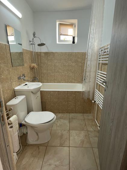 Apartament cu 2 camere în Micro 17