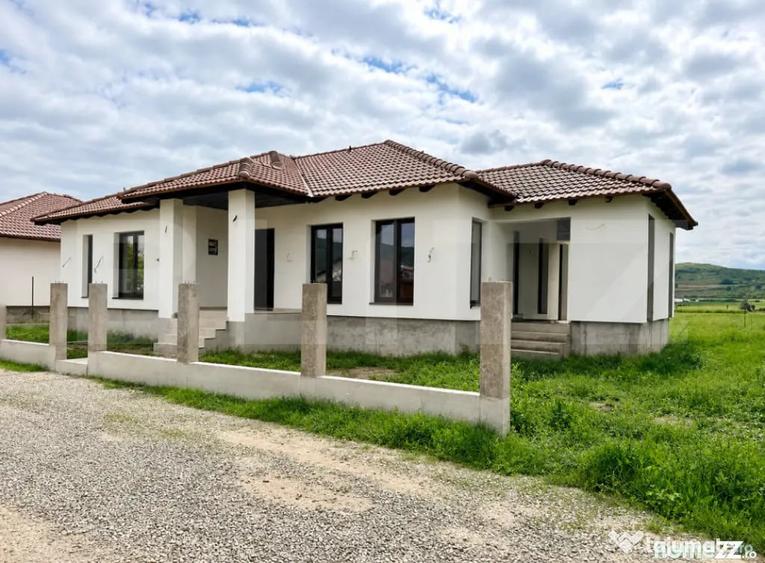 Casă cu 4 camere cu Teren 500 Mp în Ighiu