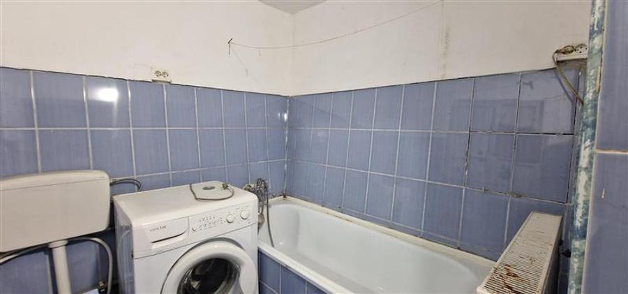Duplex cu 2 camere cu Canalizare în Central