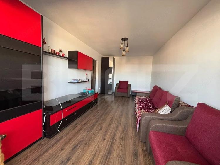 Apartament cu 2 camere decomandat în Micro 6