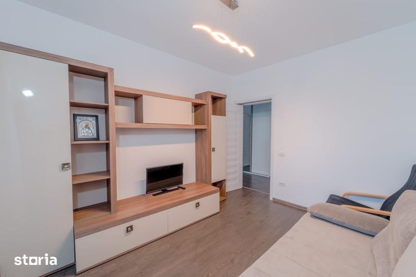 Casă cu 4 camere cu Teren 250 Mp în Palazu Mare