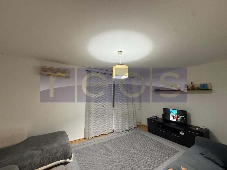 Apartament cu 3 camere decomandat în Beller