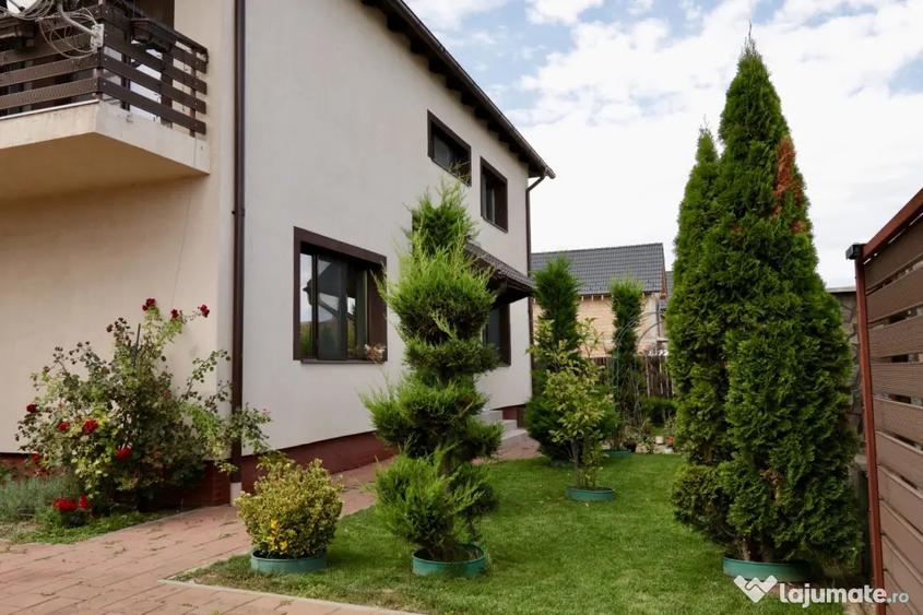 Casă cu 5 camere în Sânpetru