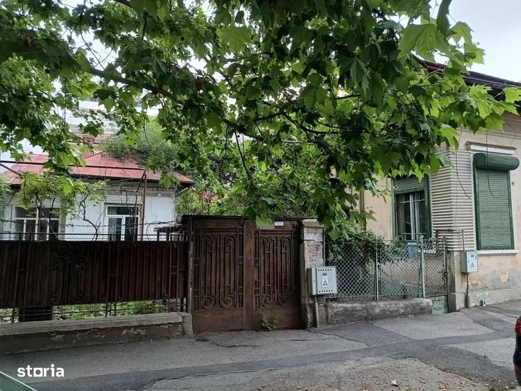 Casă cu 4 camere cu Teren 413 Mp în Tineretului