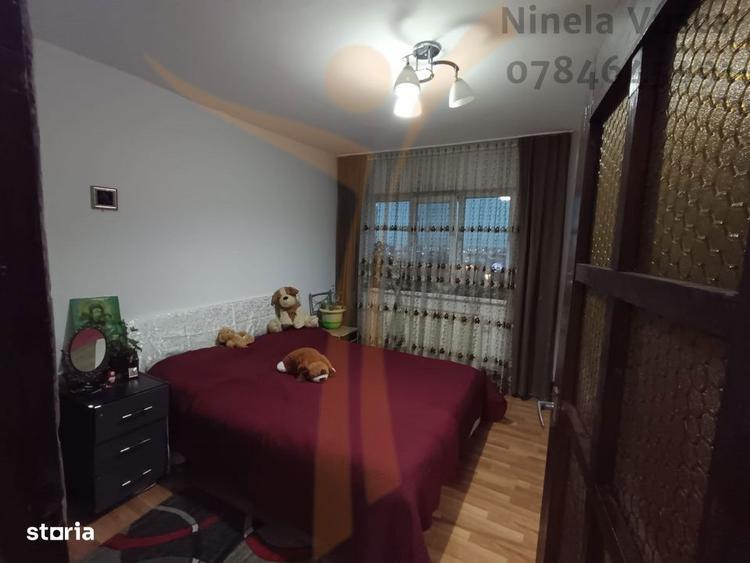 Apartament cu 3 camere decomandat, mobilat în Micro 11